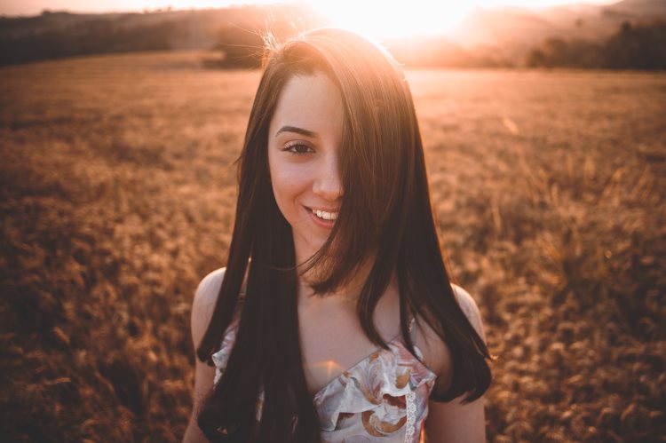 Mujer con una bonita sonrisa